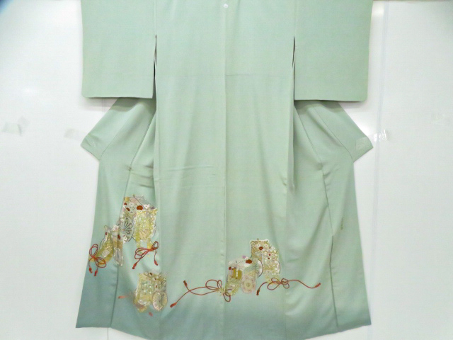 リサイクル 色留袖　一つ紋　金駒刺繍　金糸　蘇州刺繡　御所車文　着物